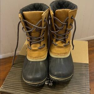 Sorel Tan and Black Waterproof Boots